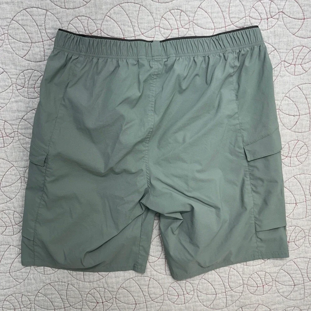 Helly Hansen Vista Hike Cargo Shorts Sage Green UPF 50+ / Men's Large